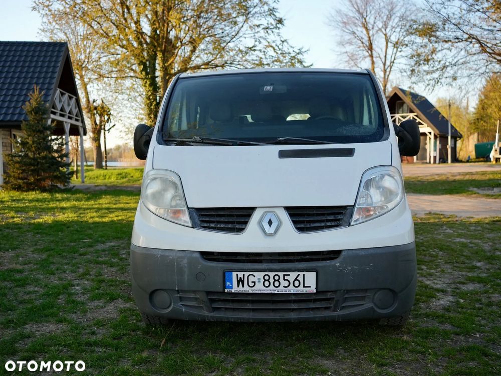 Renault Trafic - 2