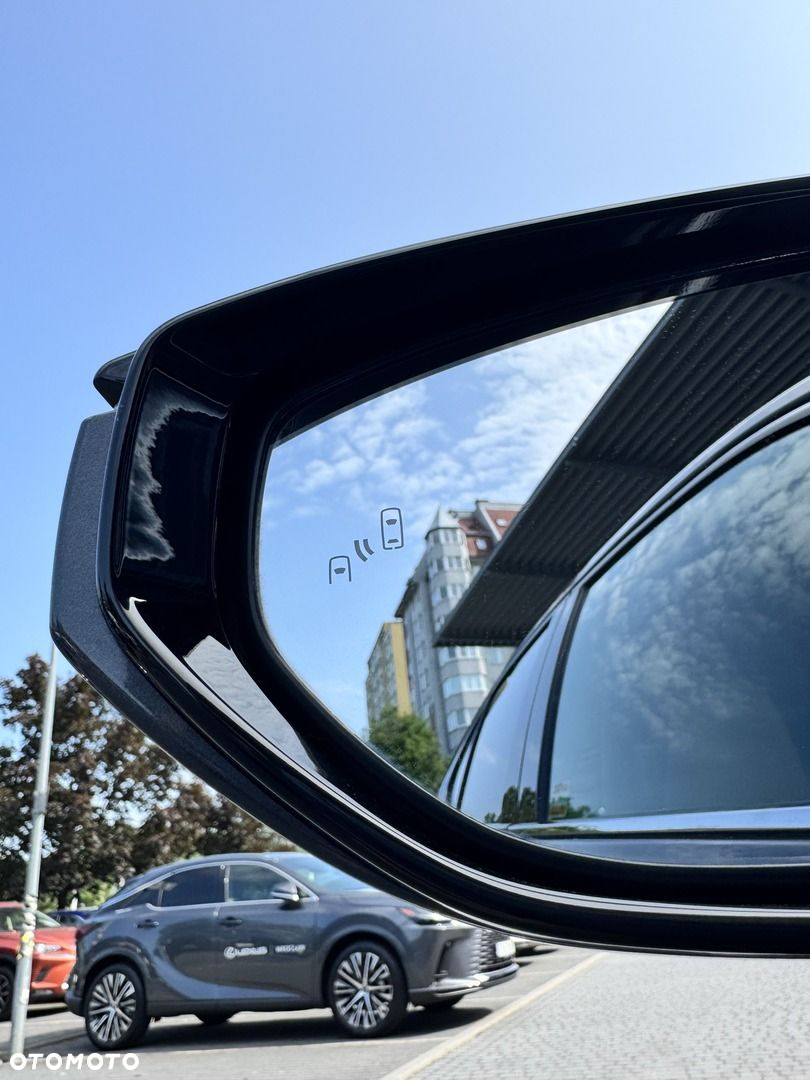 Lexus UX - 23