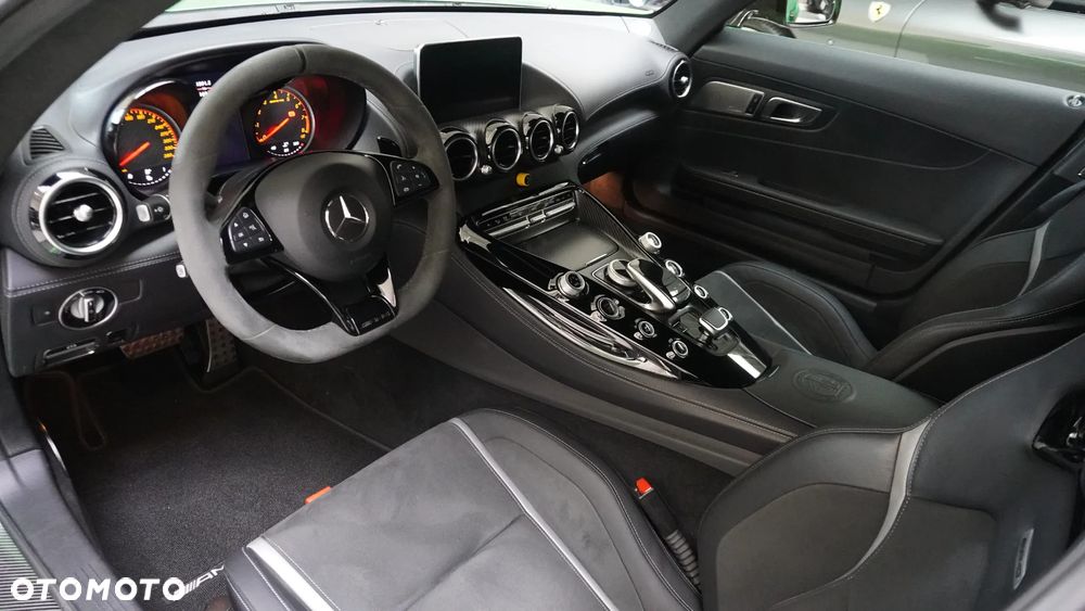 Mercedes-Benz AMG GT - 6