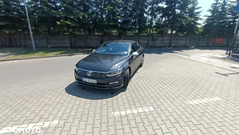 Volkswagen Passat 2.0 TDI BMT Highline - 16