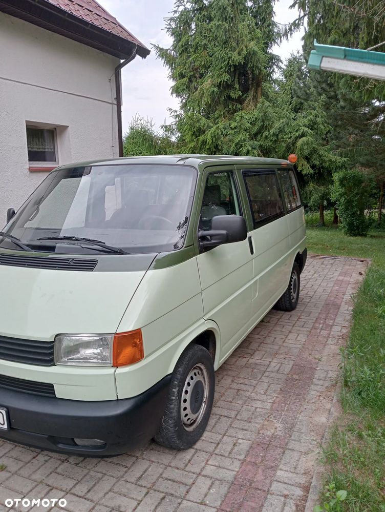 Volkswagen Transporter - 2