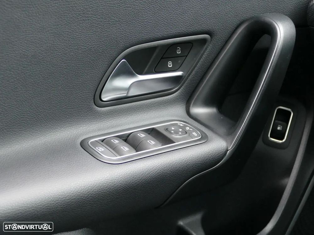 Mercedes-Benz A 250 e Style Plus - 29