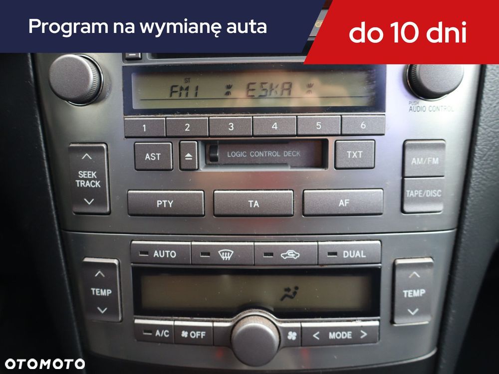 Toyota Avensis - 14