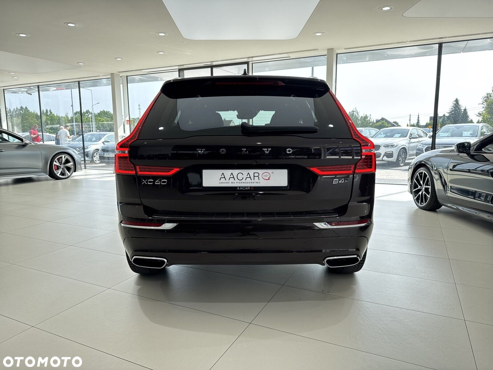 Volvo XC 60 - 4