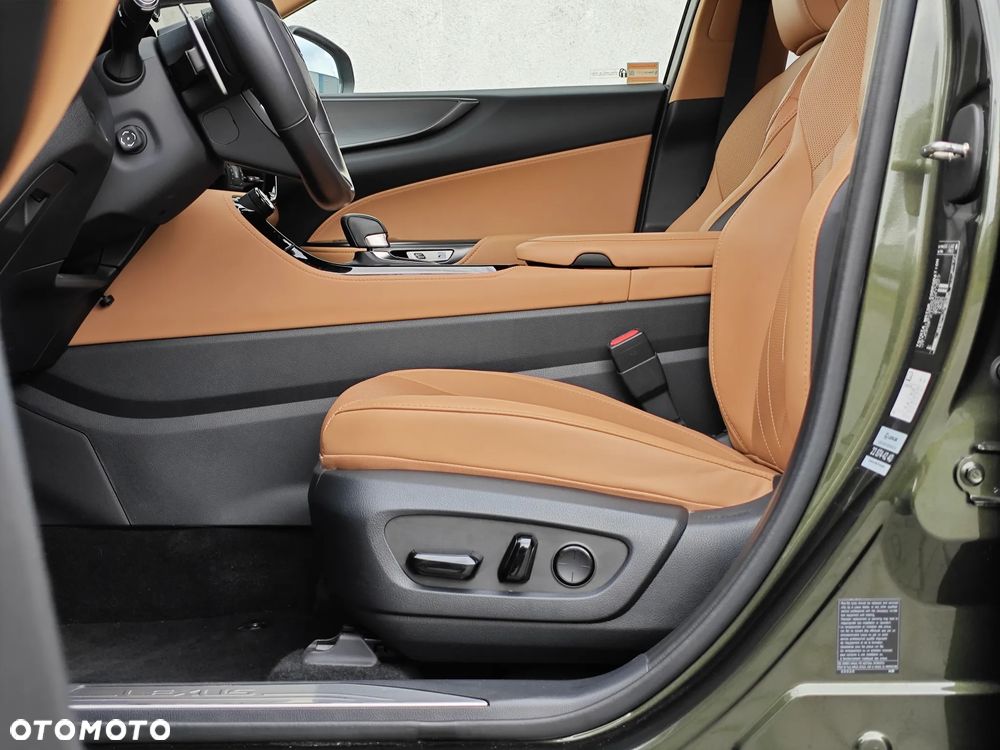 Lexus NX 450h+ Omotenashi AWD - 12
