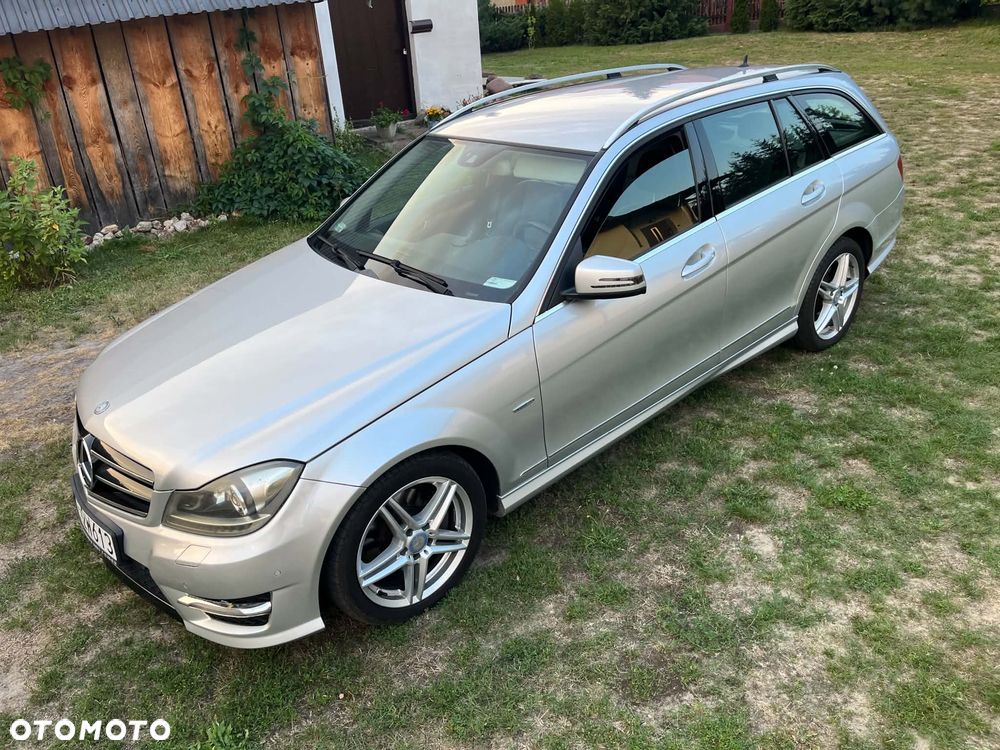 Mercedes-Benz Klasa C 300 CDI 4Matic 7G-TRONIC Avantgarde Edition - 14