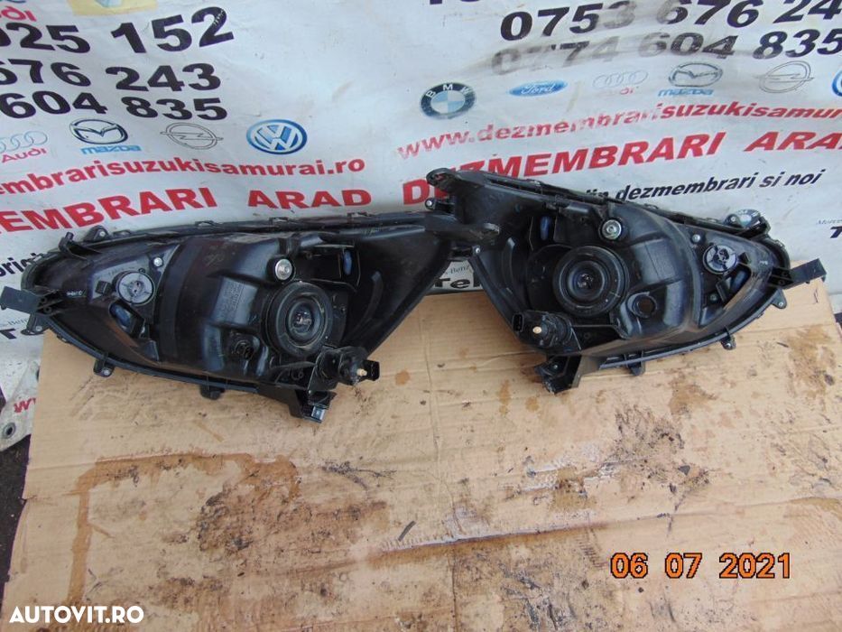 Far Dreapta mitsubishi Space Star 2015 faruri stanga dreapta - 2