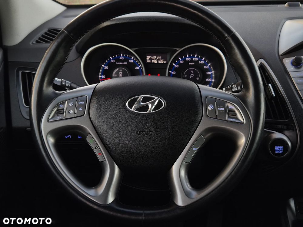Hyundai ix35 2.0 4WD Automatik Style - 9