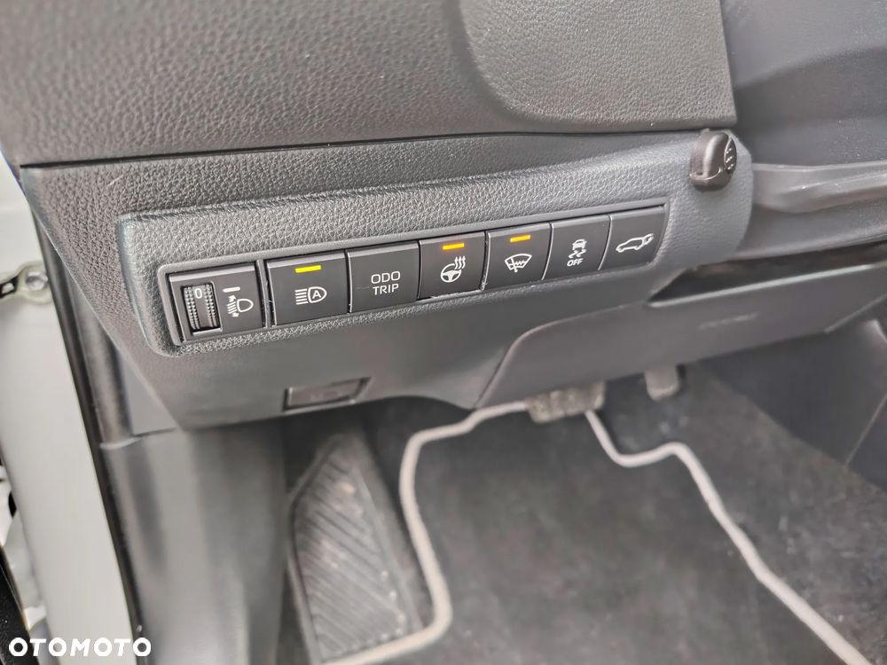 Toyota Corolla 1.8 Hybrid Style - 16