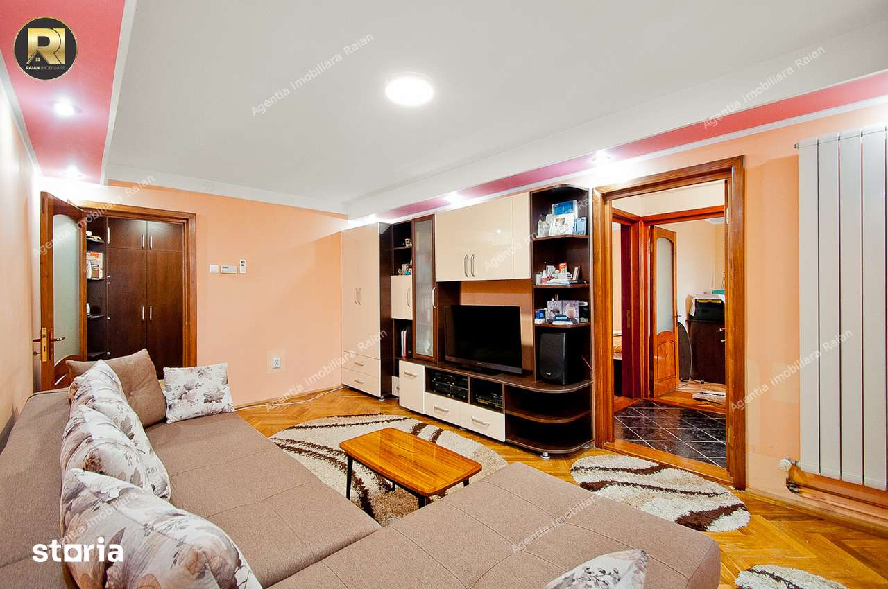 Vanzare apartament 3 camere in Galati, Micro 19, sup.65 mp, mobilat — fotografia 3