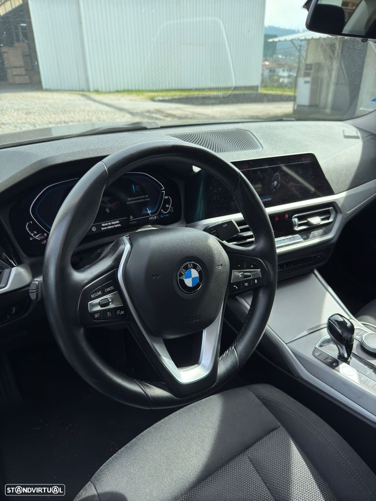 BMW 330 - 6