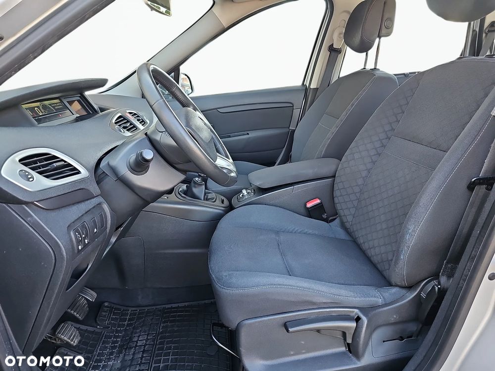 Renault Scenic 1.5 dCi Expression - 10