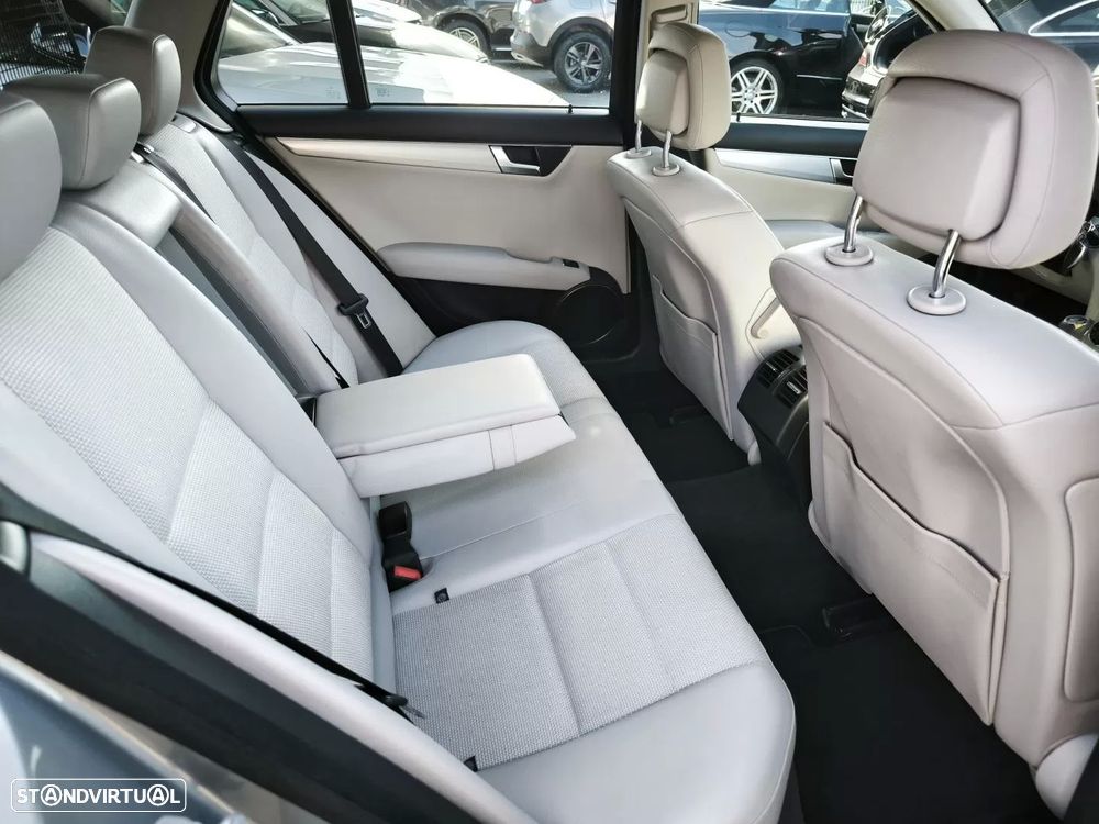 Mercedes-Benz C 200 CDi Avantgarde BlueEfficiency - 27
