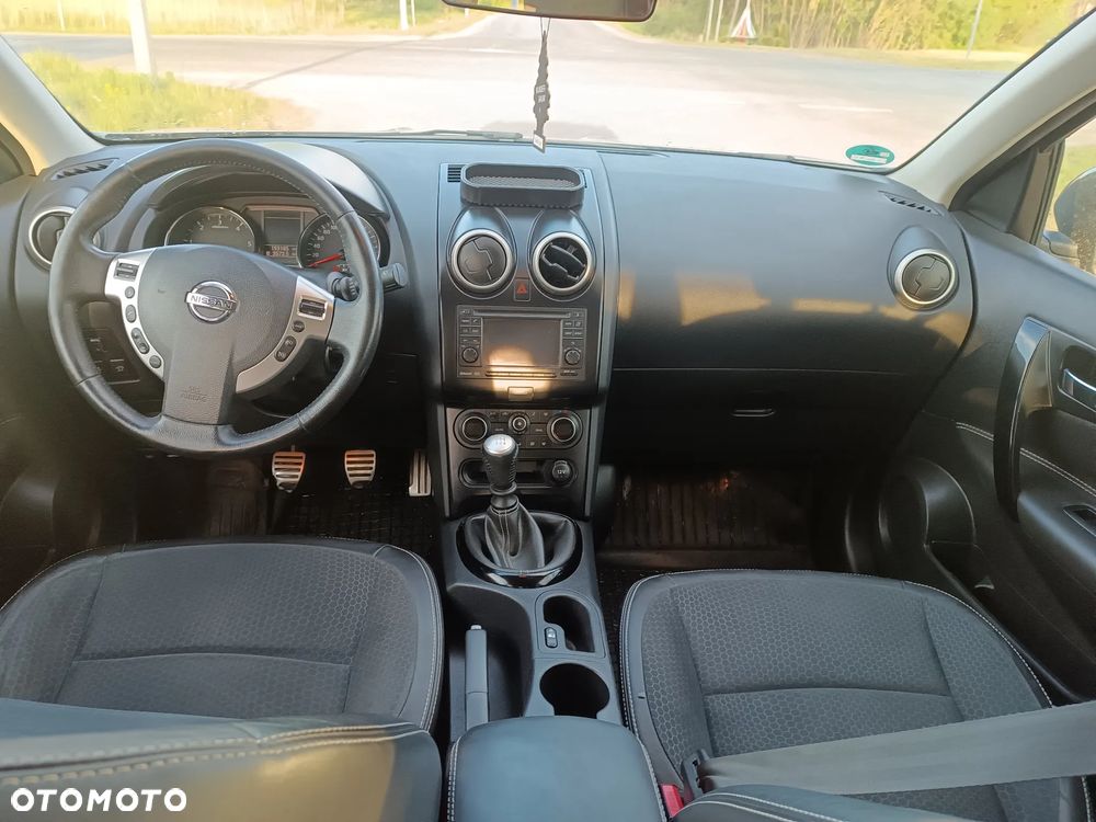 Nissan Qashqai 1.6 dCi DPF tekna - 11