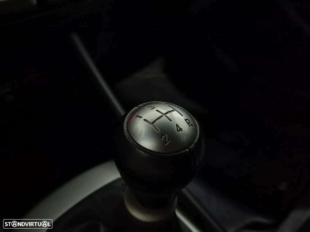 Kia Rio 1.2 CVVT In Town - 19