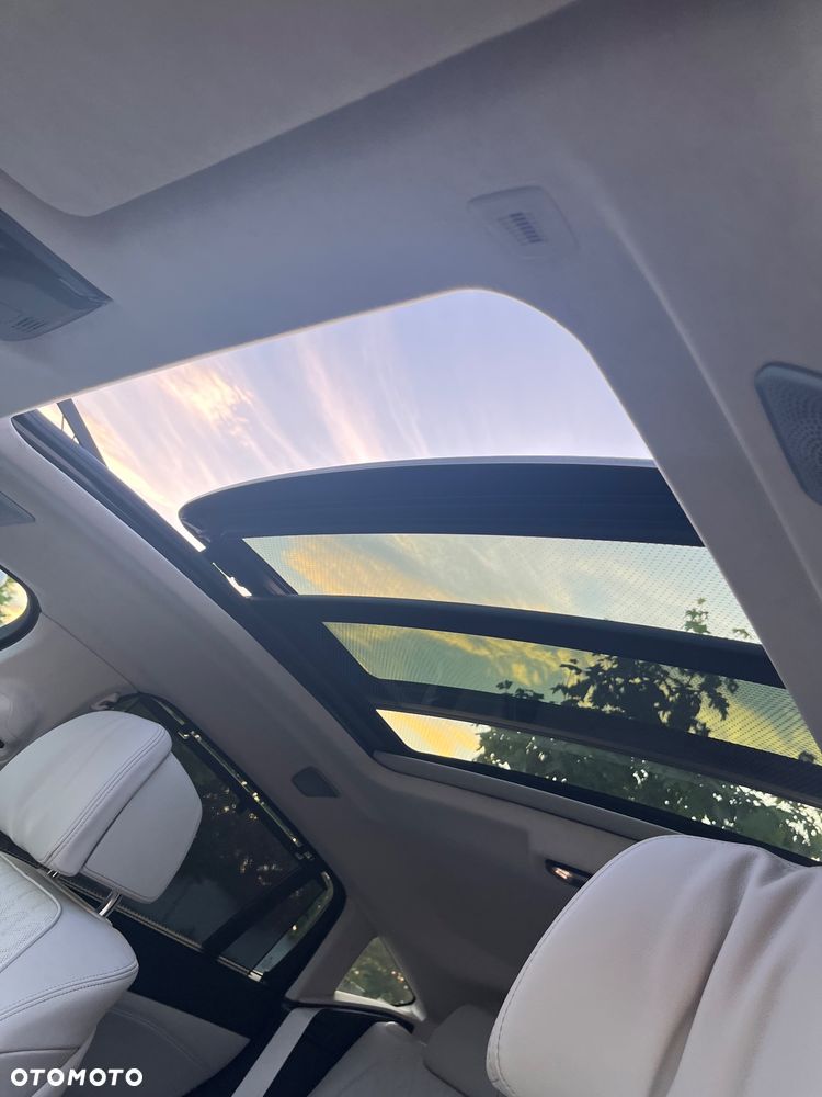 BMW X6 M50i - 12