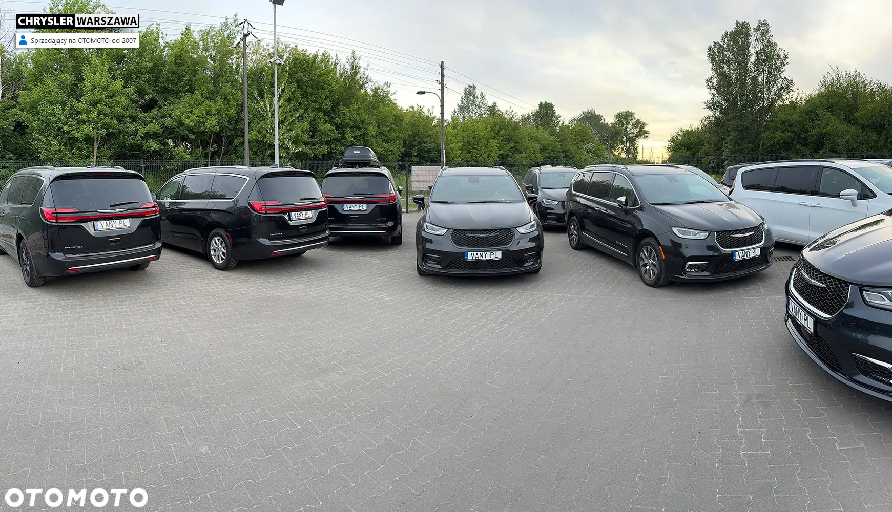 Chrysler Pacifica - 20