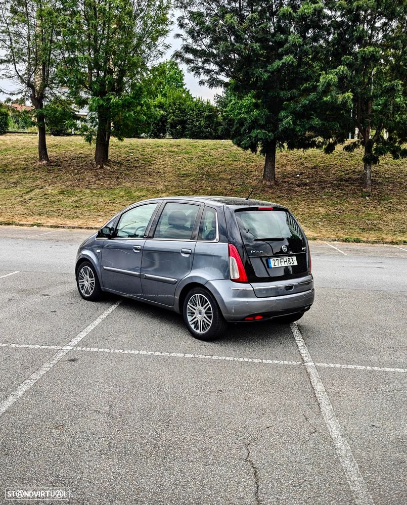 Lancia Musa 1.3 Multijet 16v DPF Auto Platinum - 29