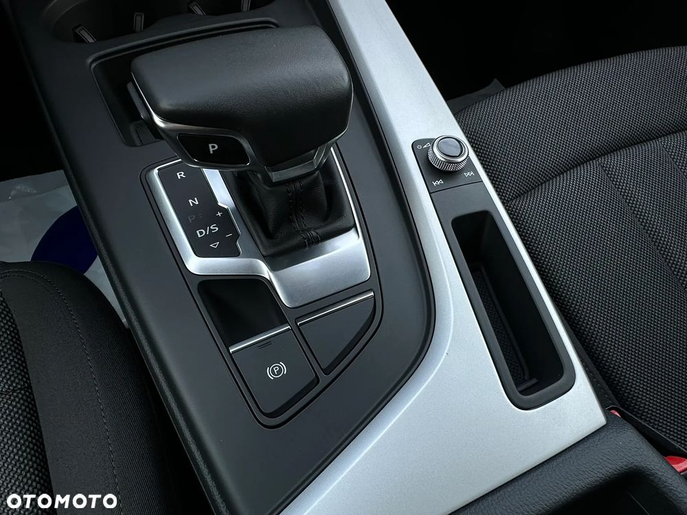 Audi A4 Avant 40 TDI mHEV Quattro S tronic - 29