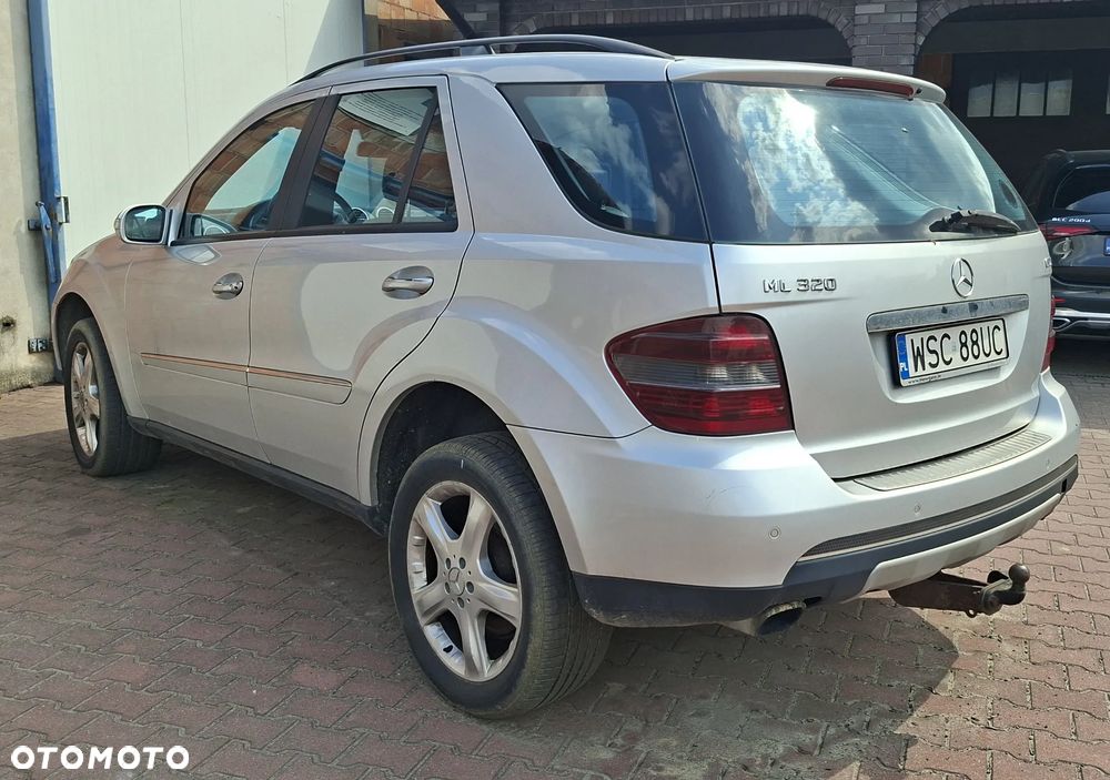 Mercedes-Benz ML - 3