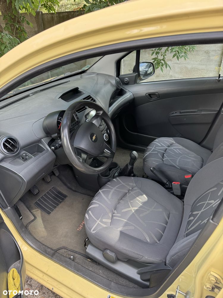 Chevrolet Spark - 2
