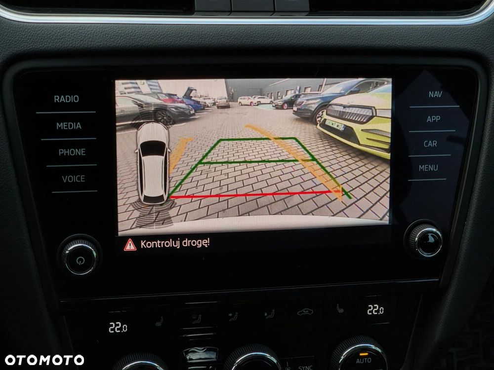 Skoda Octavia 1.5 TSI ACT Style DSG - 24