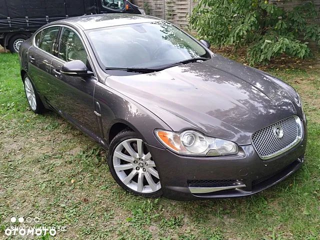 Jaguar XF 3.0 V6 D Luxury - 4