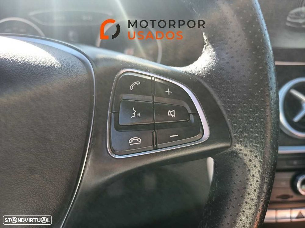 Mercedes-Benz A 180 d AMG Line - 14