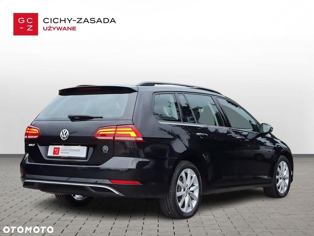 Volkswagen Golf 1.5 TSI BMT Evo Comfortline - 5