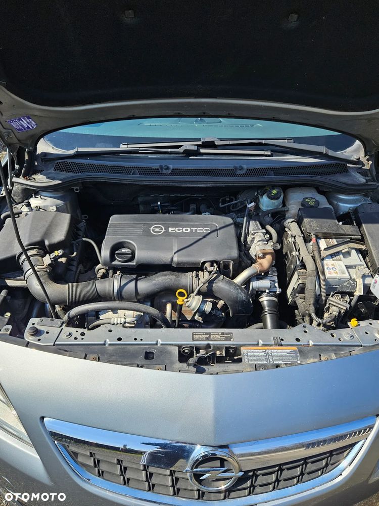 Opel Astra 1.7 CDTI Cosmo - 17