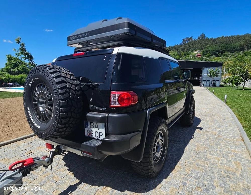 Toyota Land Cruiser - 5