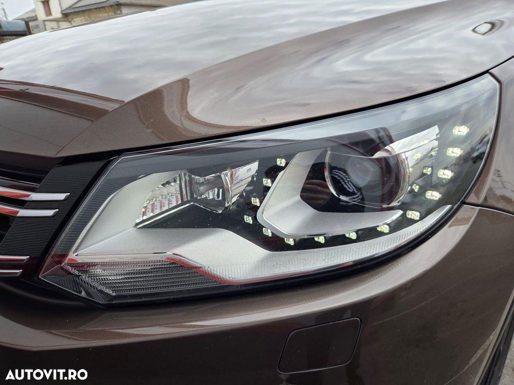 Volkswagen Tiguan 2.0 TDI DPF BlueMotion Technology Cup Sport & Style - 13