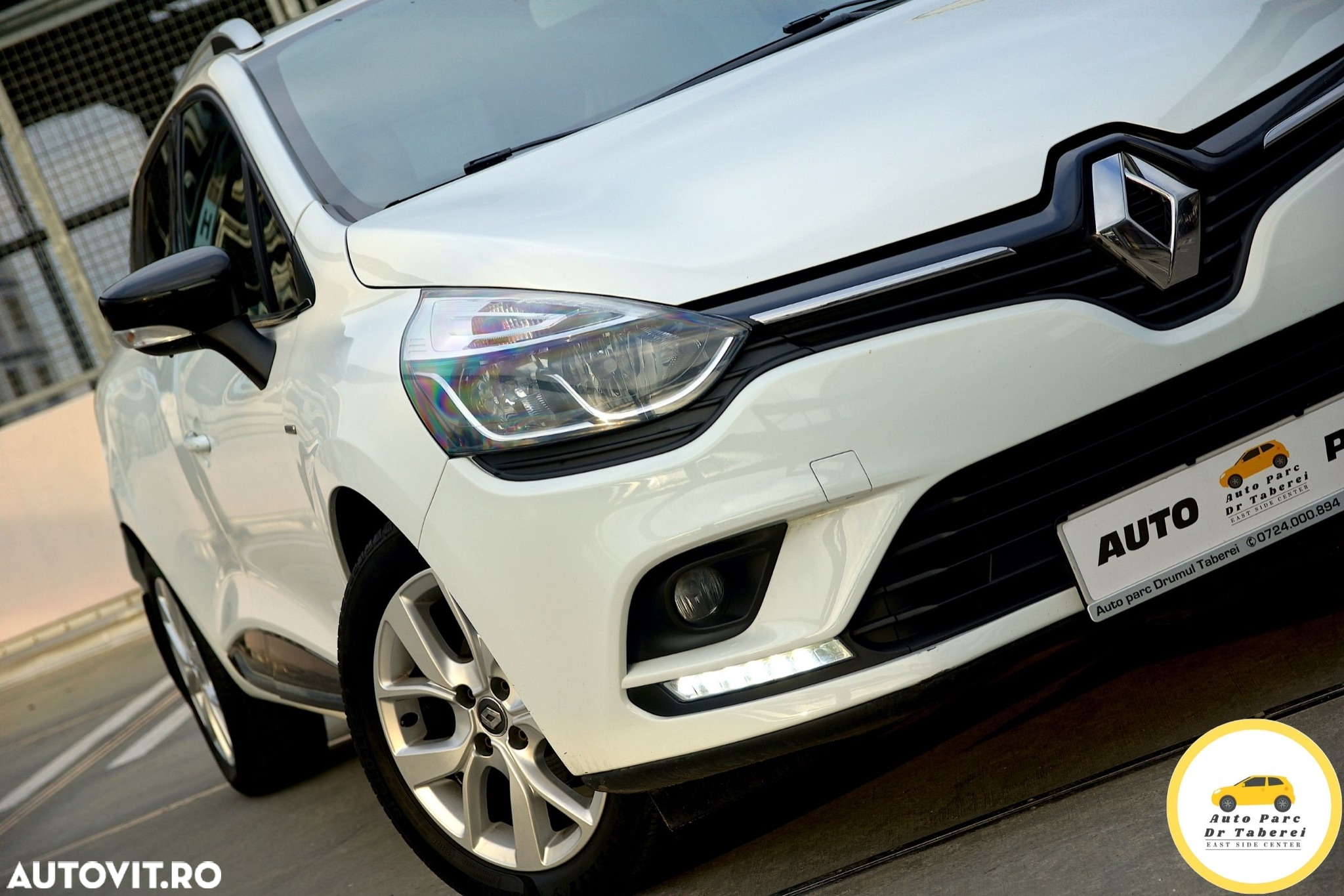 Renault Clio ENERGY TCe 90 Start & Stop LIMITED 2018 - 9