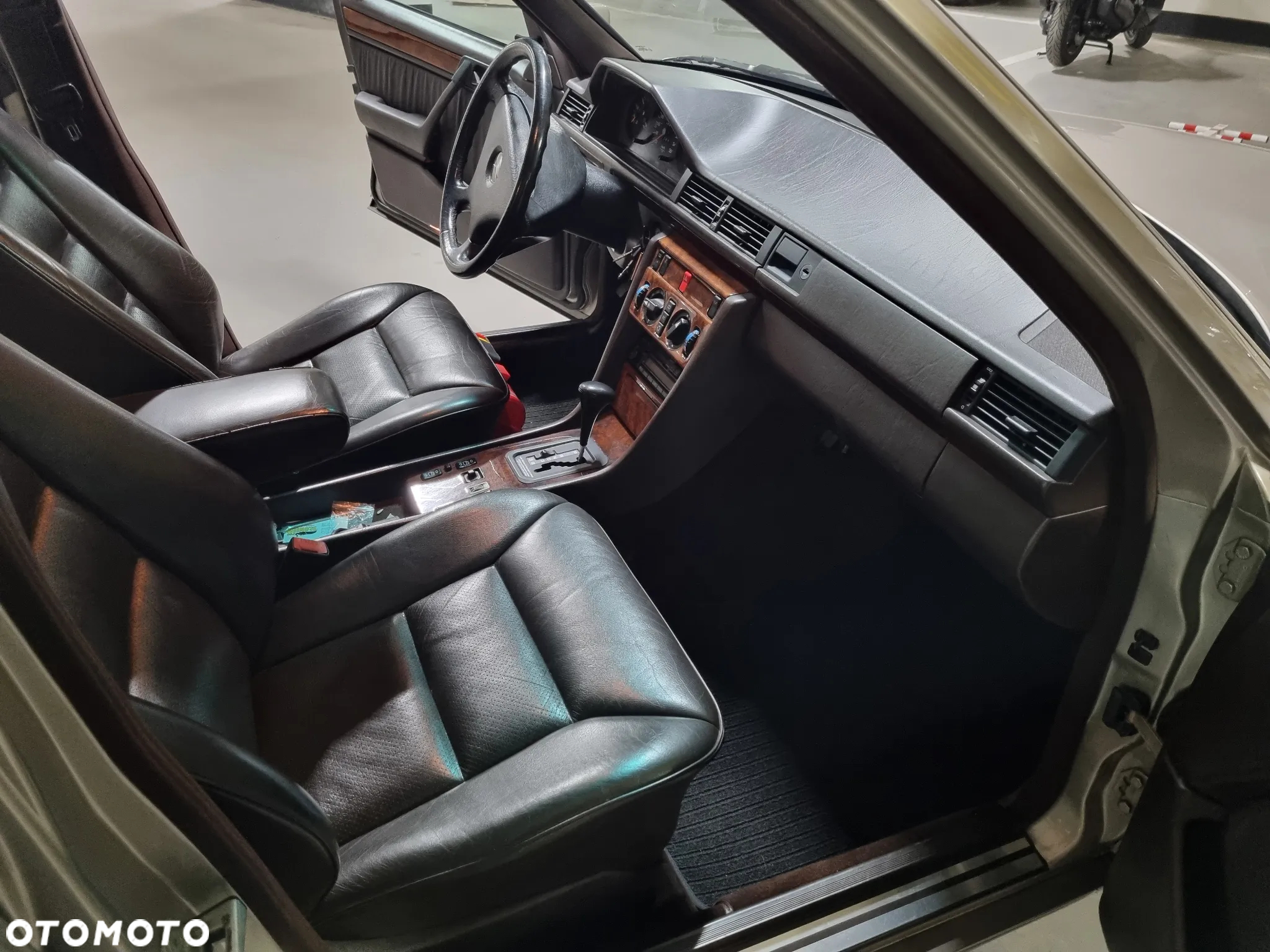 Mercedes-Benz W124 (1984-1993) - 2