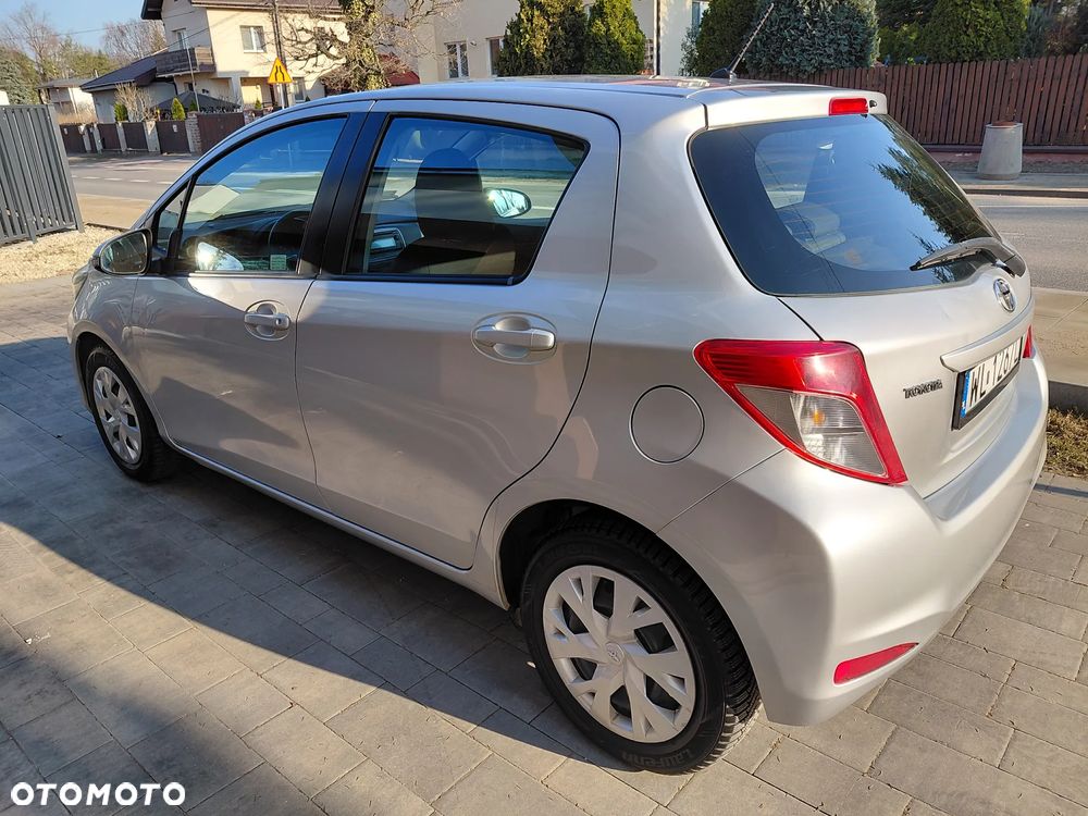 Toyota Yaris 1.33 Life - 4