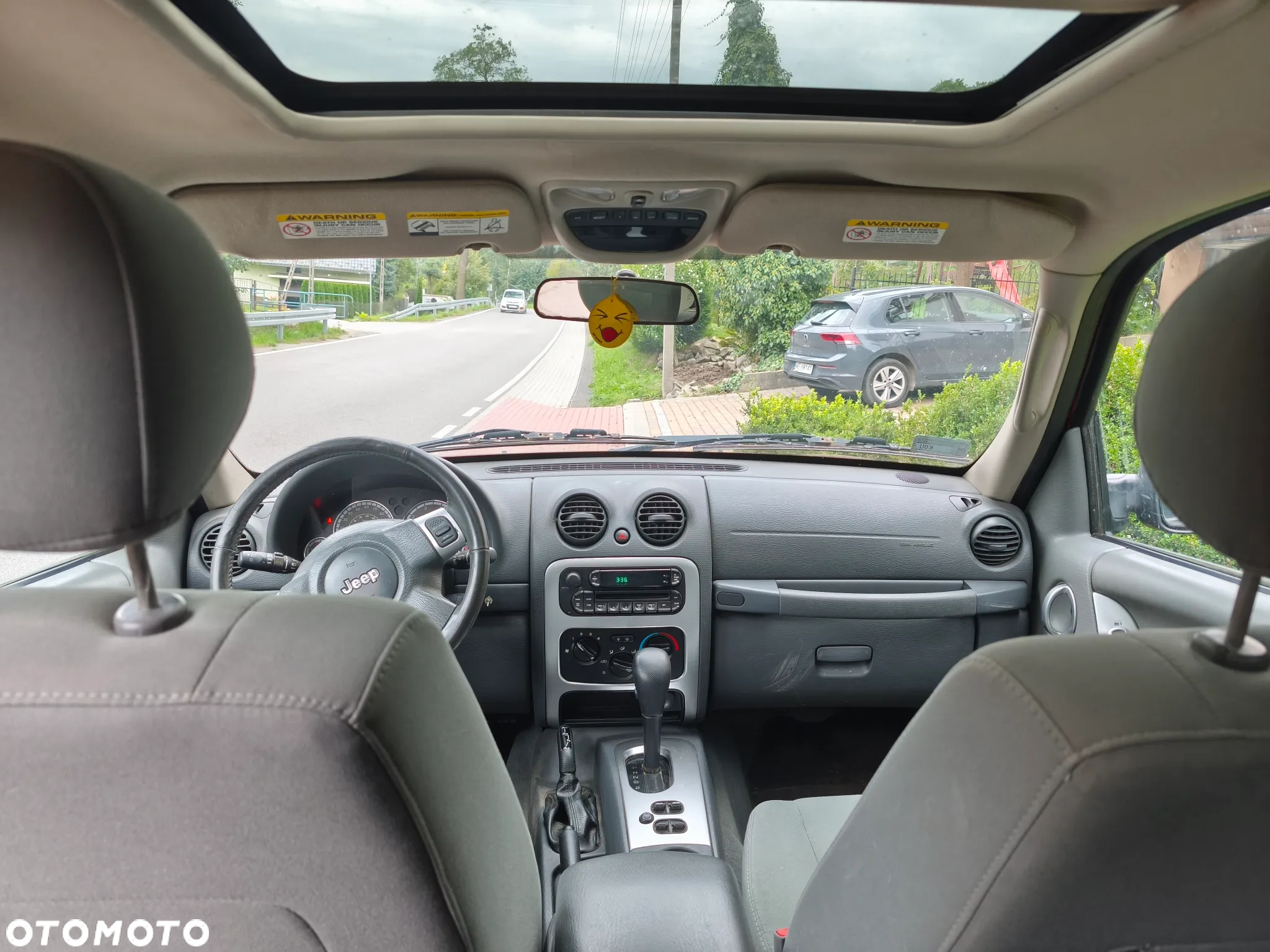 Jeep Cherokee - 5