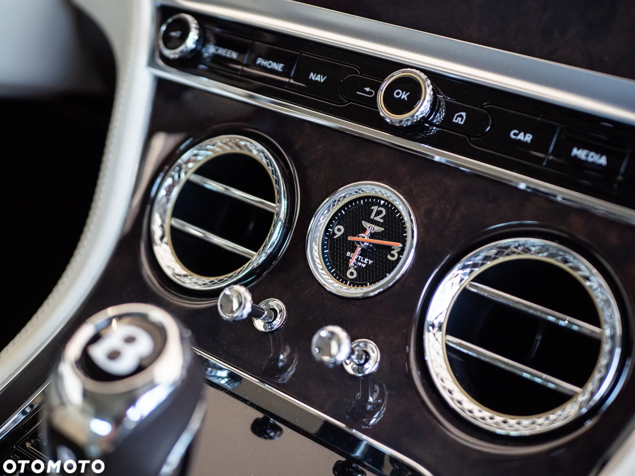 Bentley Continental GT New - 19