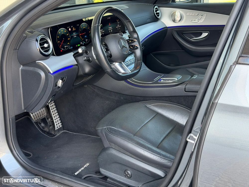 Mercedes-Benz E 300 de 4Matic 9G-TRONIC AMG Line - 9