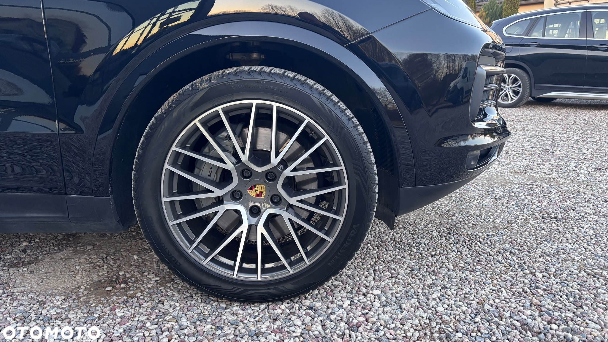 Porsche Cayenne S Platinum Edition - 4