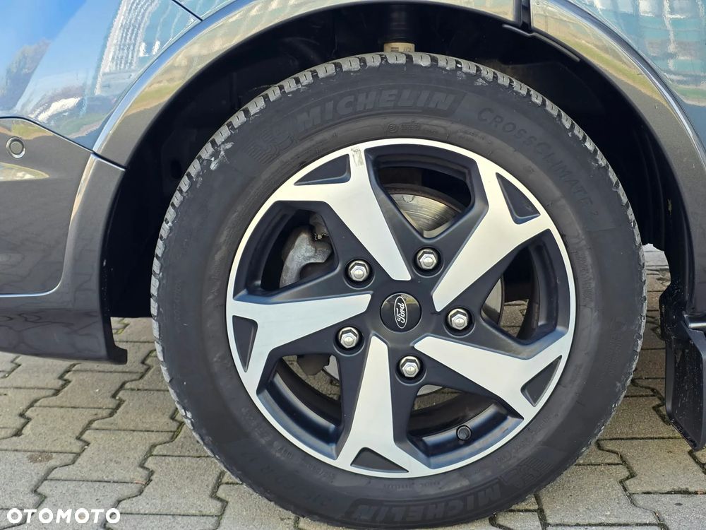 Ford Tourneo Custom - 7