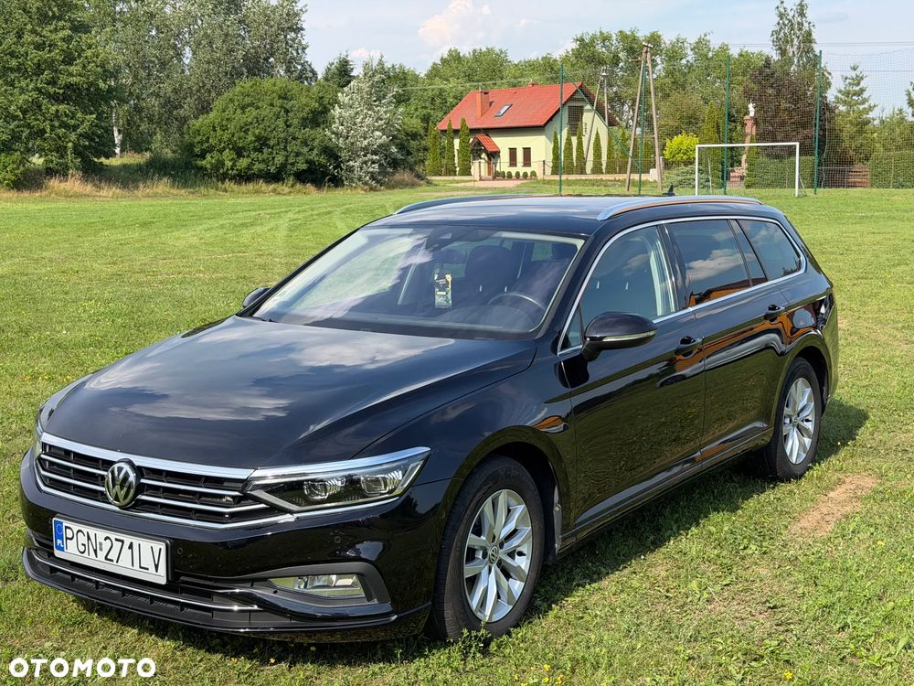 Volkswagen Passat 2.0 TDI EVO Business DSG - 2