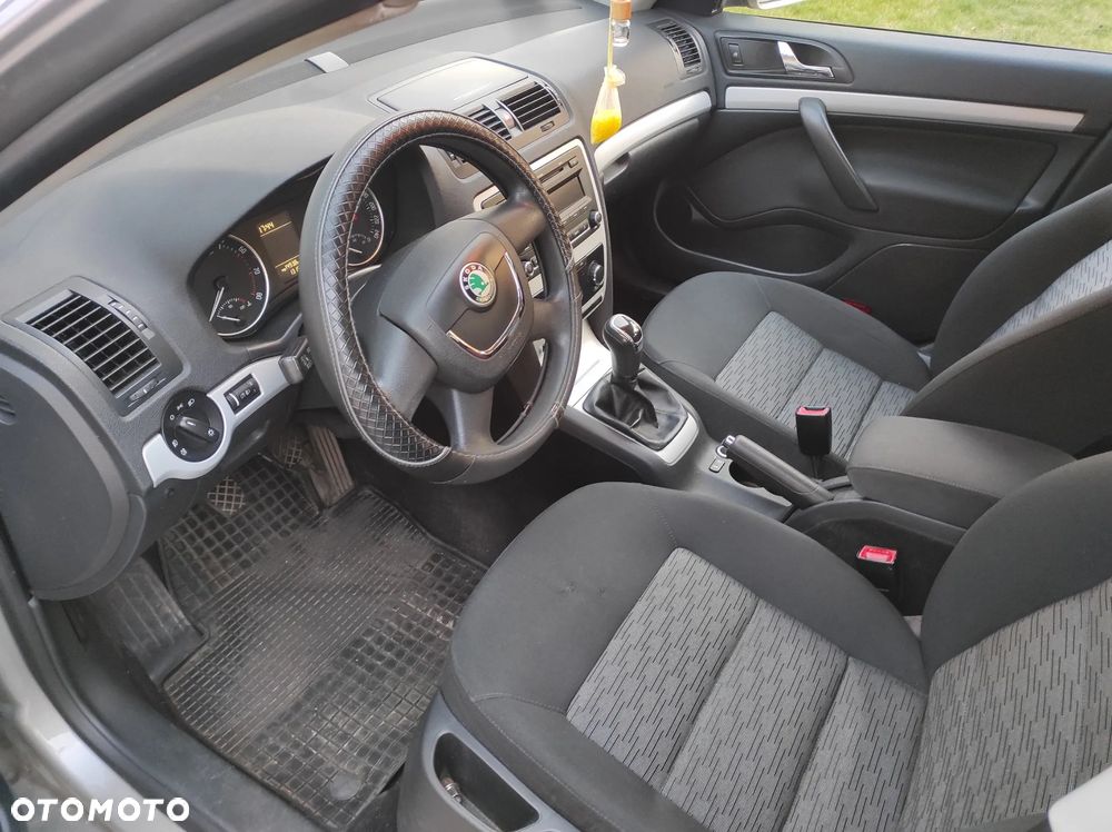 Skoda Octavia 1.4 TSI Ambition - 6