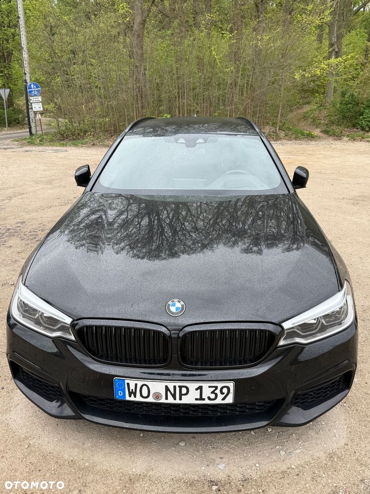 BMW Seria 5 520d xDrive M Sport Edition - 4