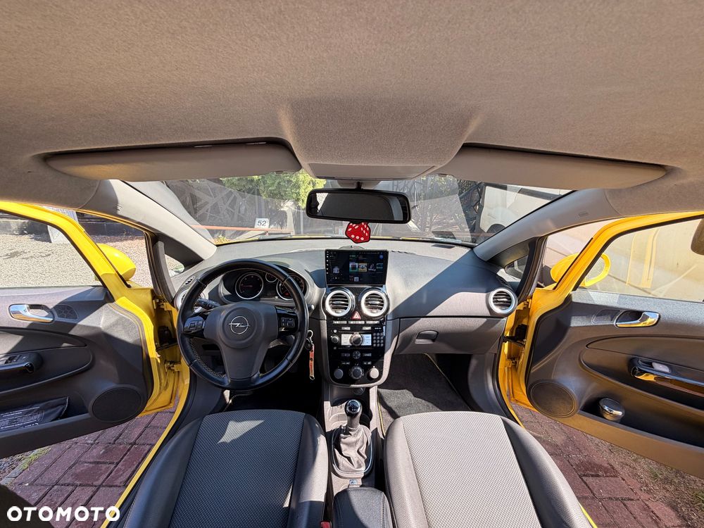 Opel Corsa 1.7 CDTI Cosmo - 8