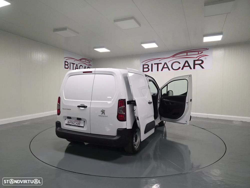 Peugeot PARTNER 1.6 BLUEHDI 25.000KMS APENAS - 29