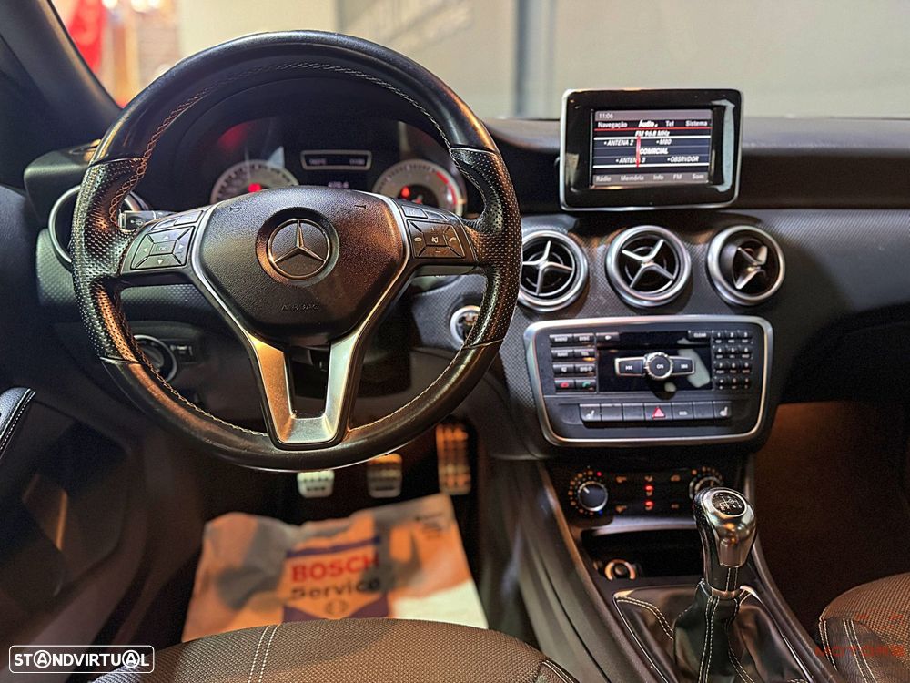 Mercedes-Benz A 180 Peak Edition - 19