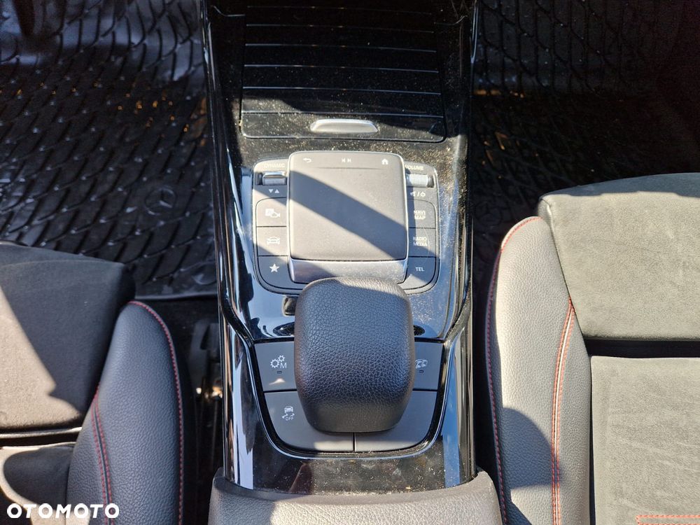 Mercedes-Benz CLA AMG 45 S 4-Matic+ 8G-DCT - 14