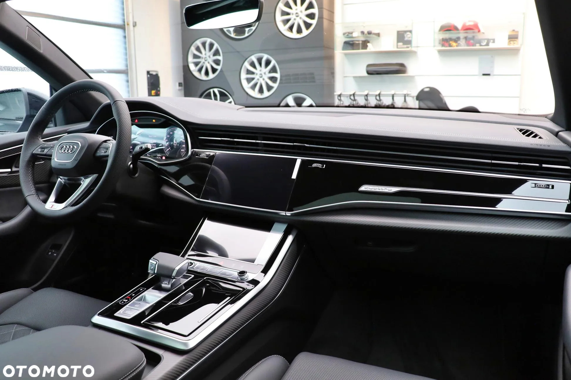 Audi Q8 - 16