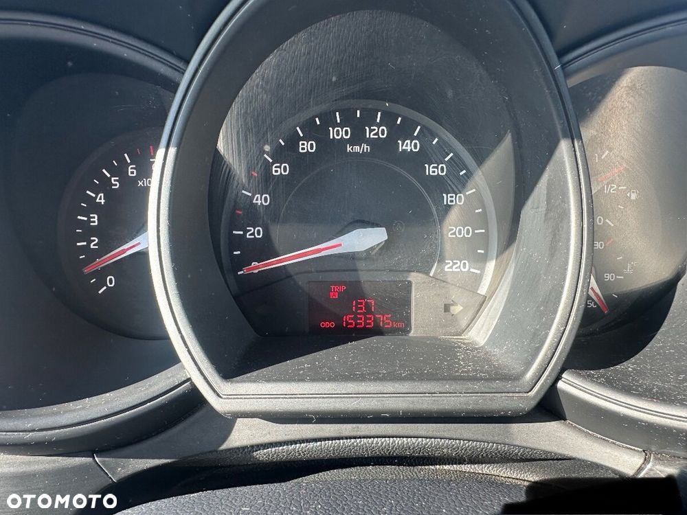 Kia Rio - 6