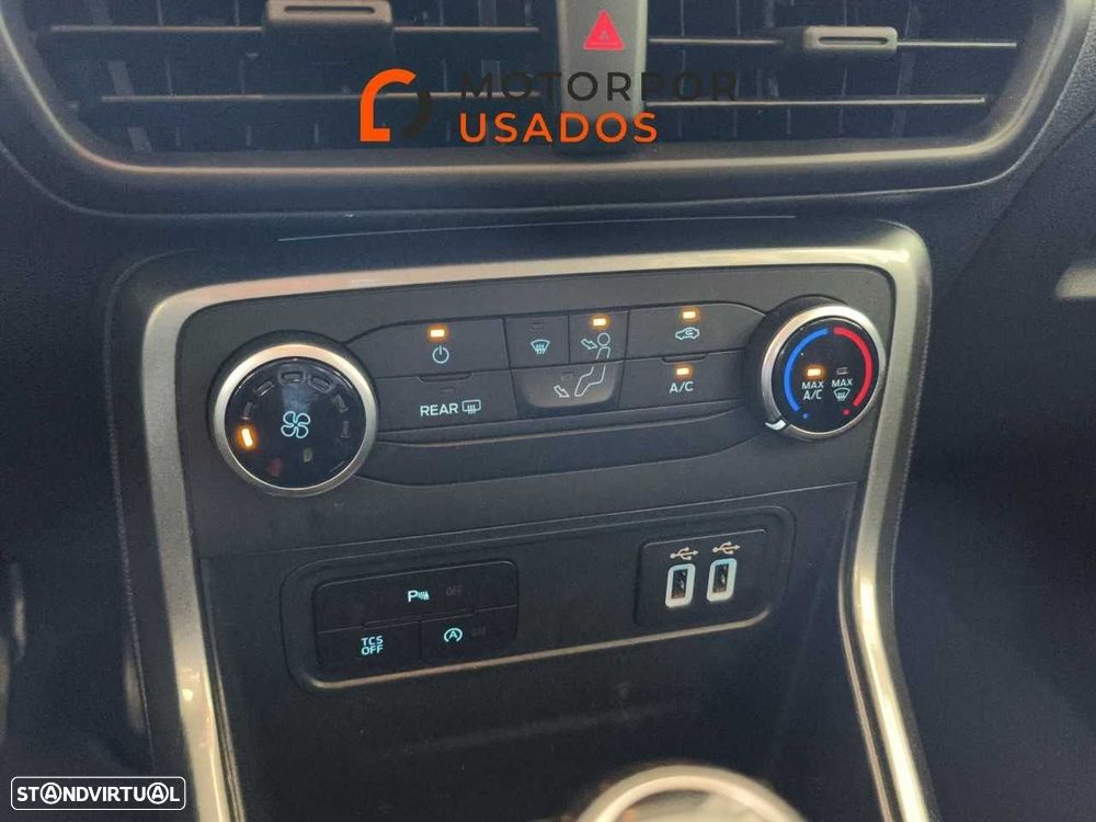 Ford EcoSport 1.0 EcoBoost Titanium - 24